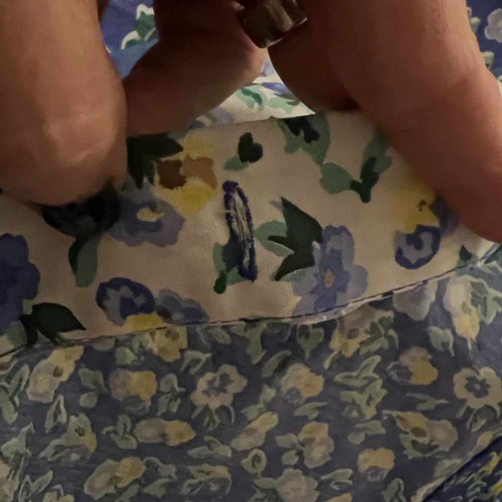 Laura Ashley Primrose Polyanthus Floral Blue/Yellow Shower Curtain w/ valance - Picture 6 of 8